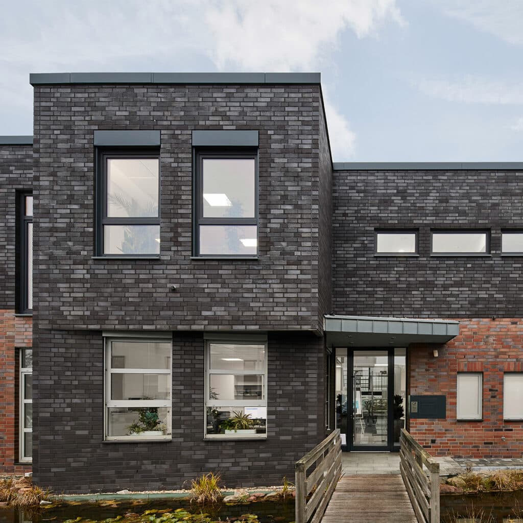 Bürogebäude G quadrat in Krefeld von vorne